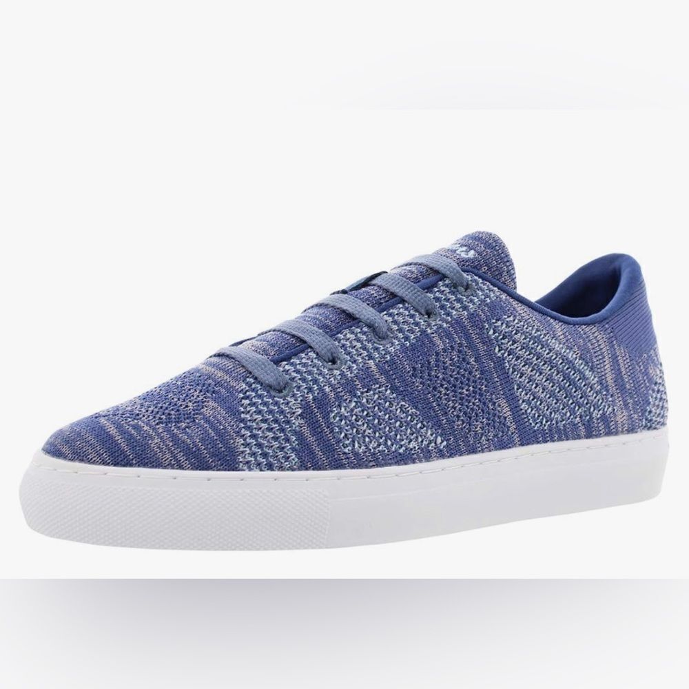 Sketchers NWOT Vaso De Moda Women’s Sneakers size 6.